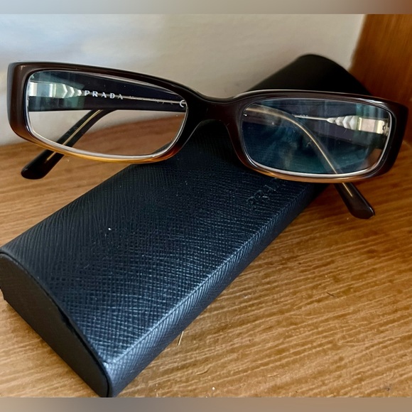 cartier eyeglasses price